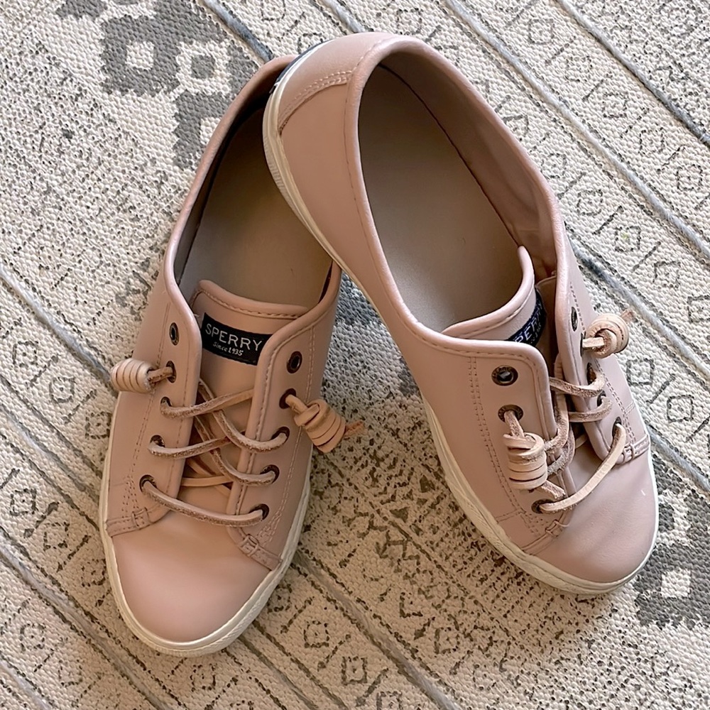 Sperry Soft Pink Leather Sneaker Boat Shoes Size 8